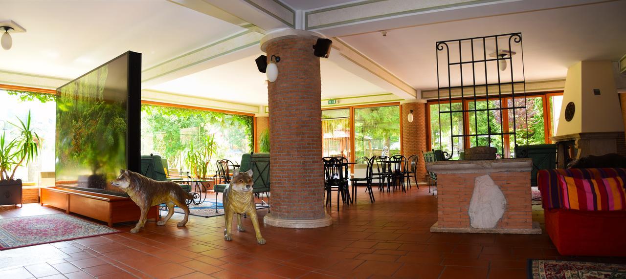 Lh Albergo Il Picchio Pescasseroli Zewnętrze zdjęcie